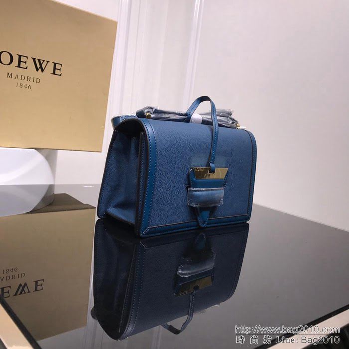 LOEWE羅意威 原單品質 Barcelona三角包 0158 最新概念款 小牛皮荔枝紋 肩背斜挎包  jdl1187